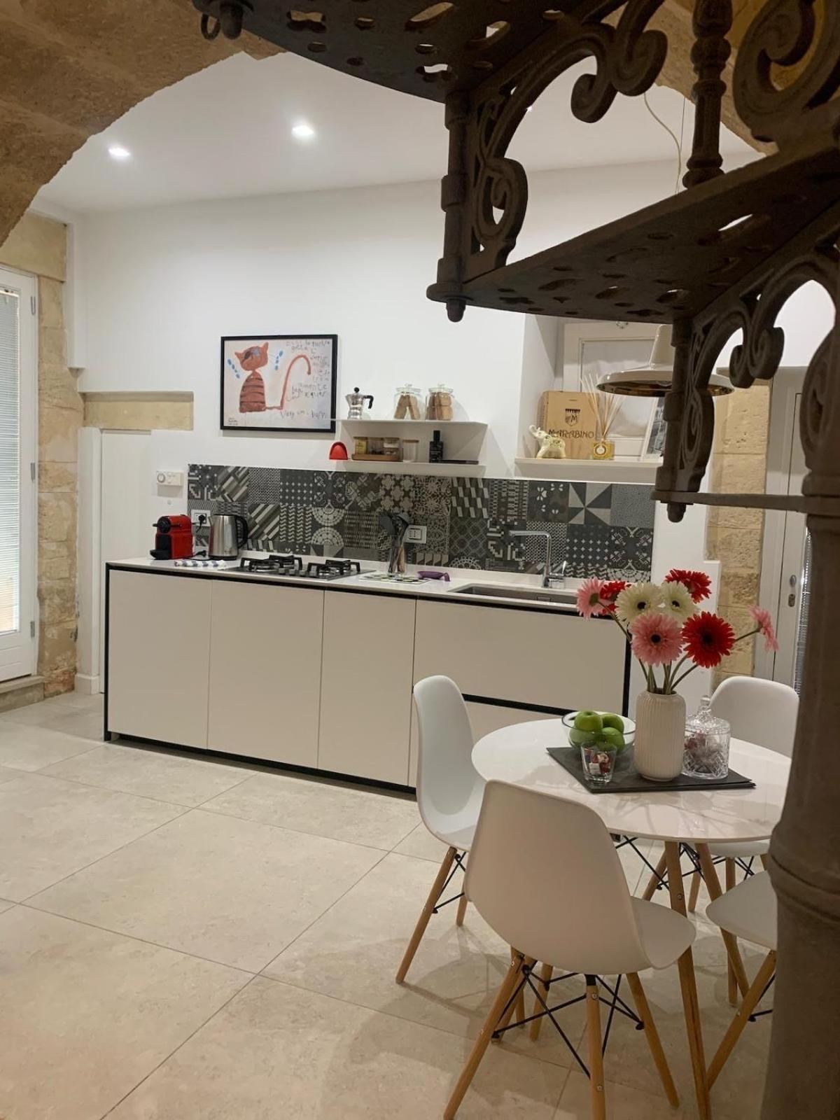 Area 2 Apartment Сиракуза Екстериор снимка